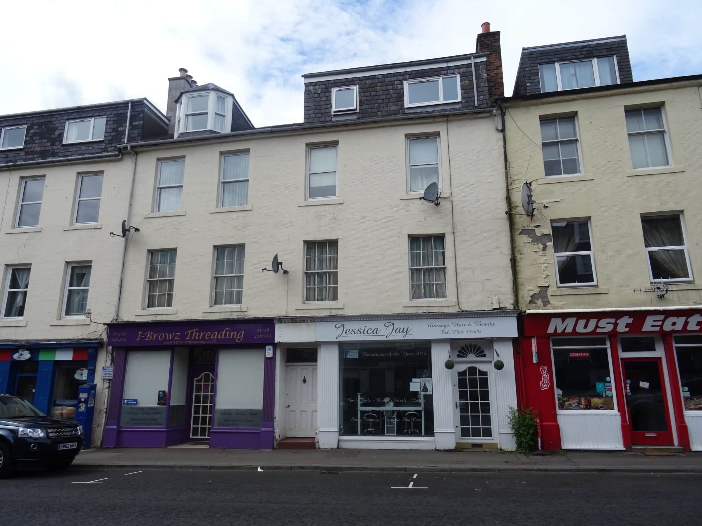 1 Bed Top Floor Flat – North Methven Street, Perth