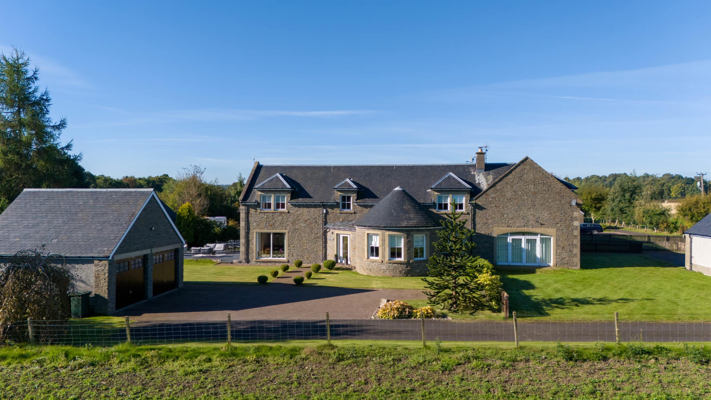 4 Bedroom Steading – Dunalastair, Stanley, Perth, PH1 4PP