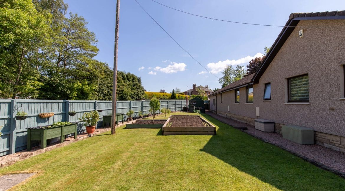 1 Old Edinburgh Road, Bridge Of Earn-23