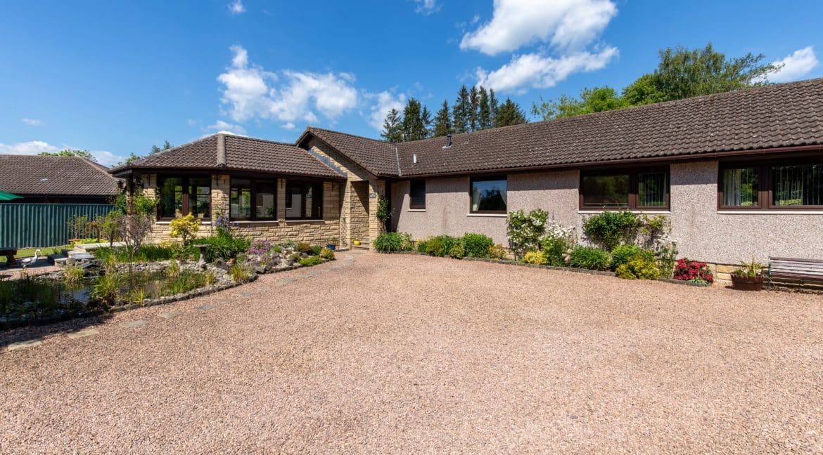 1 Old Edinburgh Road, Bridge Of Earn-5