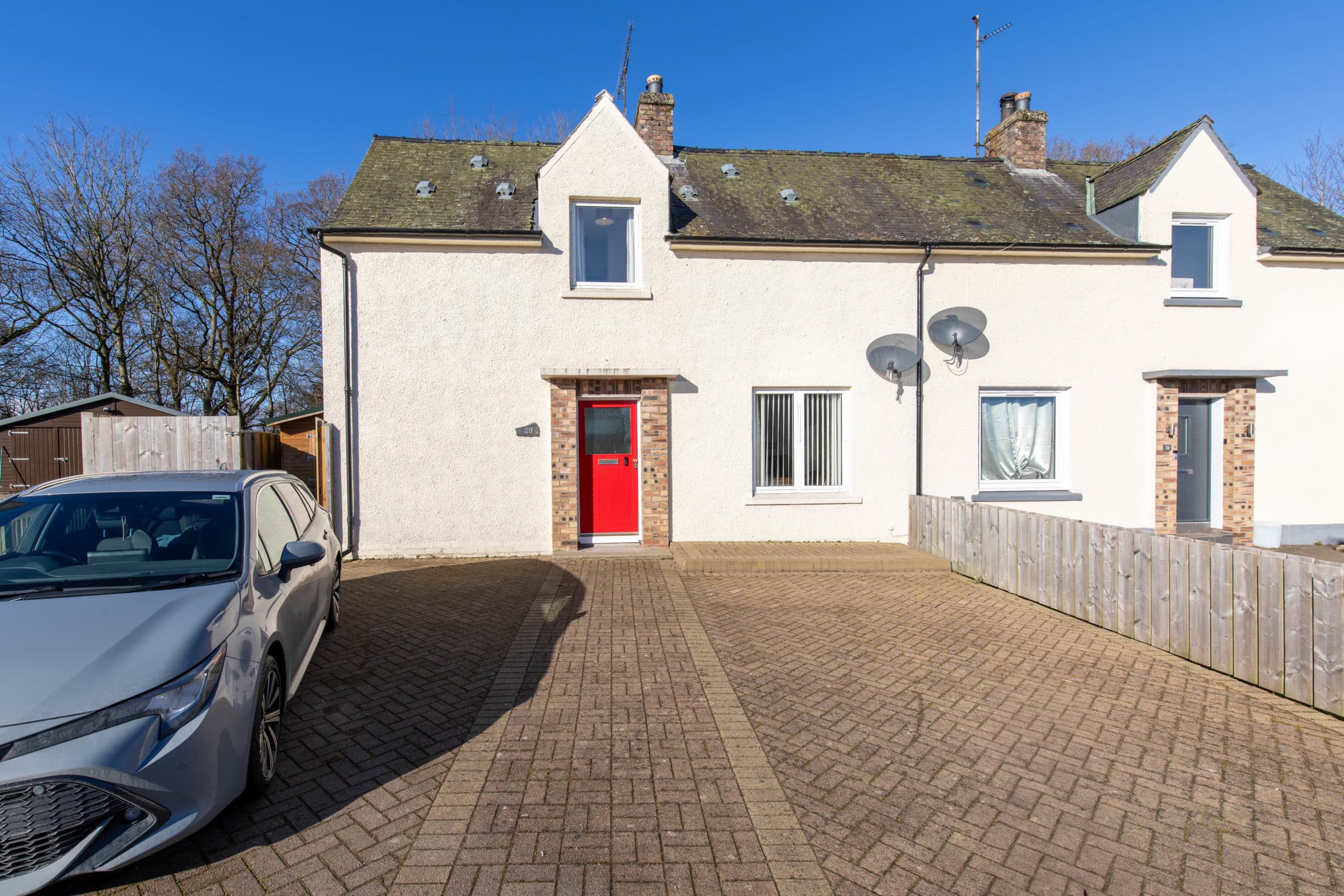 2 Bed Semi Detached Villa – 29 Broompark Crescent, Murthly, Perthshire, PH1 4HH