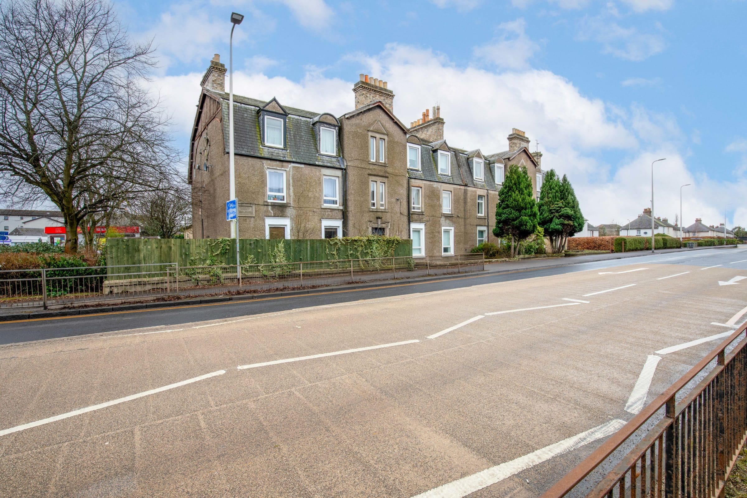 2 Bed First Floor Flat – 18/19 Leith Buildings, 30 Dunkeld Road, Perth PH1 5AJ