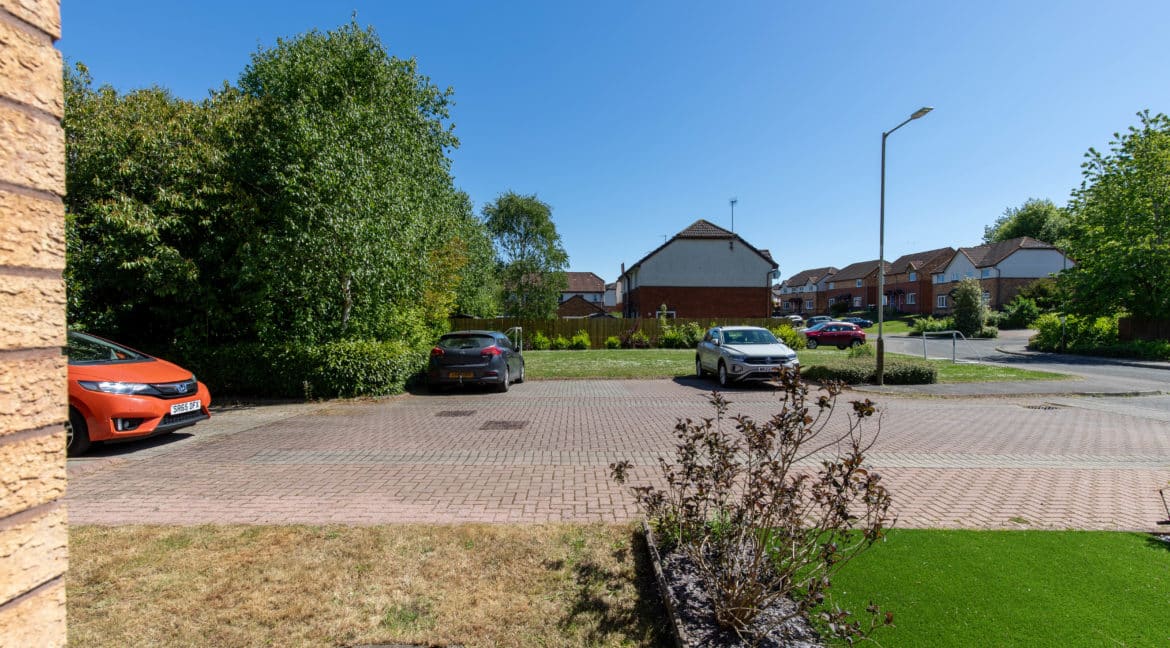 23 Matthews Drive Perth-30