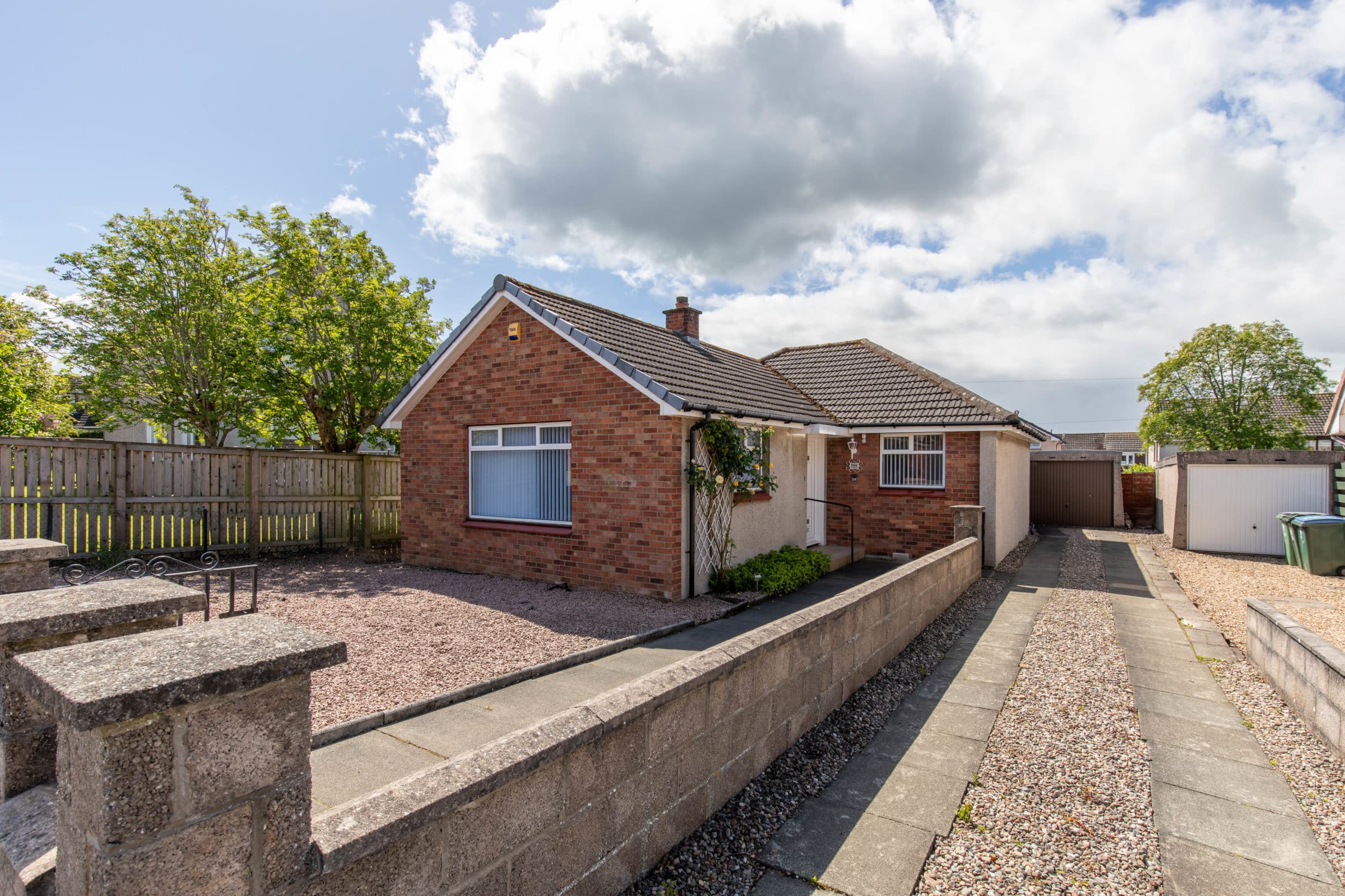 3 Bedroom Detached Bungalow – 134 Viewlands Road West, Perth, PH1 1EE