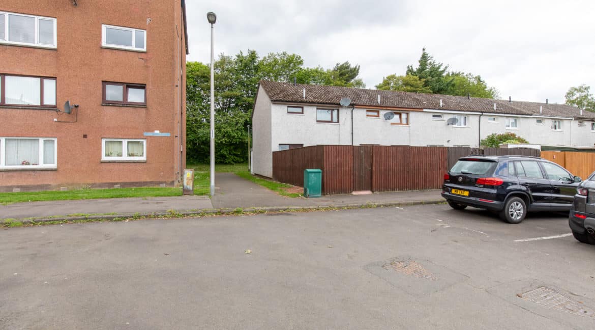 17 Staffa Court Perth-45