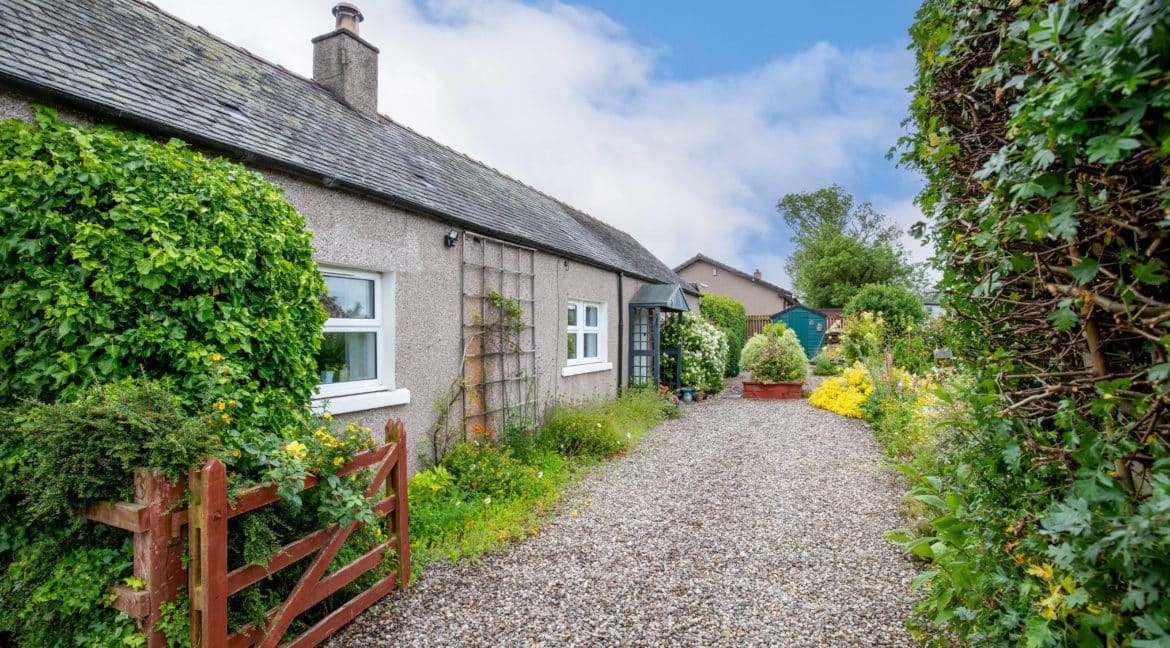 3 Bridgend of Carse, Grange, Errol-31
