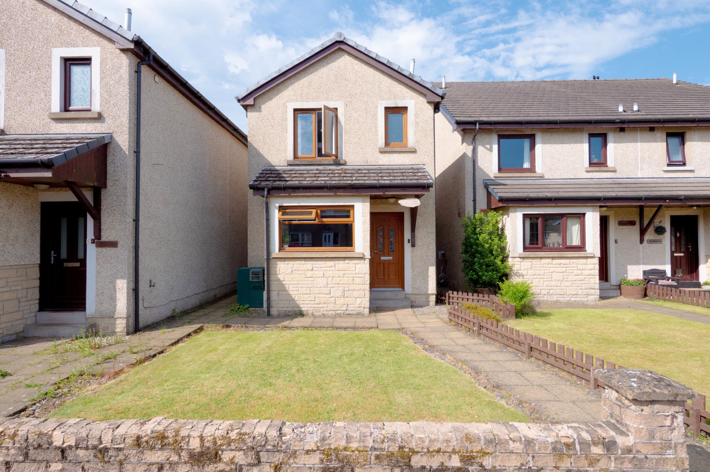 Cuilvona, Moray Place, Blackford, Auchterarder, PH4 1QD