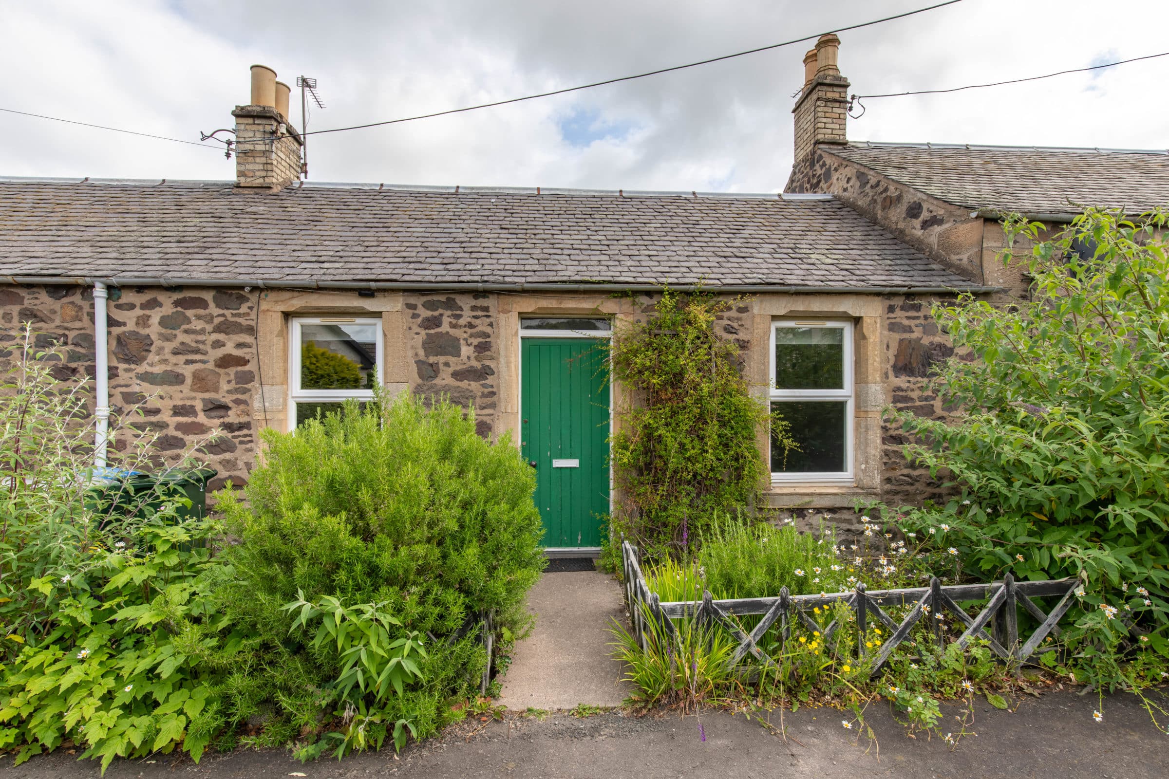 1 Bedroom, Terraced Cottage – 2 Strathearn Cottages, Back Dykes, Abernethy PH2 9JY