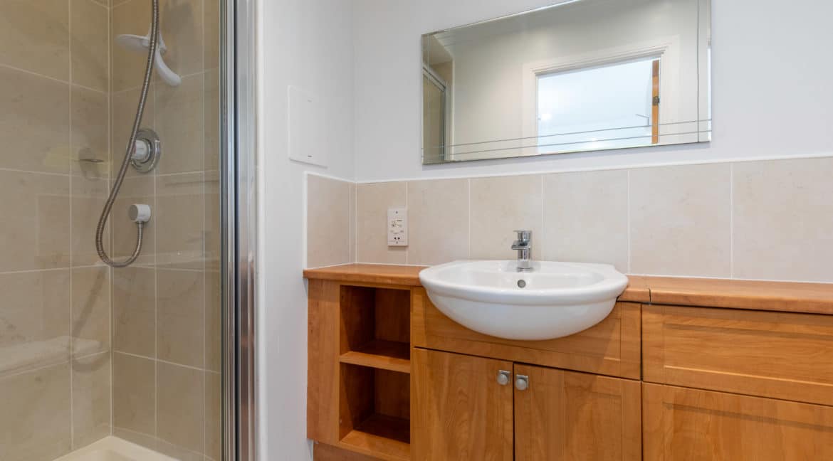 15 Vasart Court Perth-4