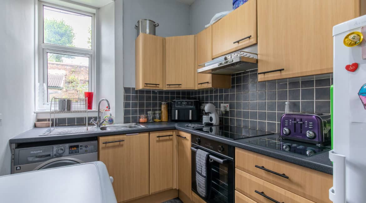 Flat 7 Rosario Terr, 5 Jeanfield Rd, Perth-3