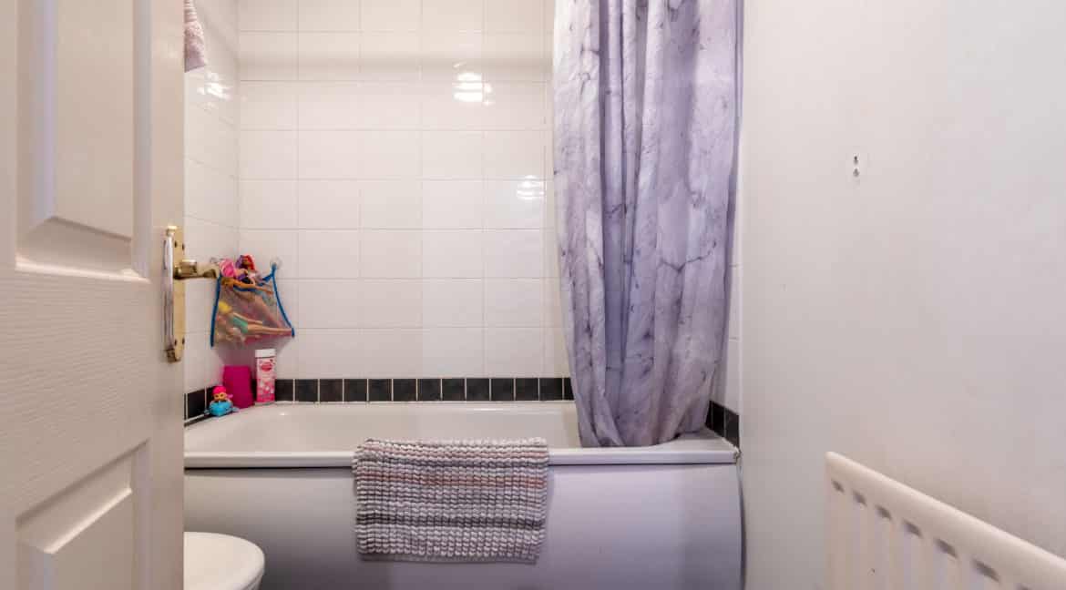 Flat 7 Rosario Terr, 5 Jeanfield Rd, Perth-8