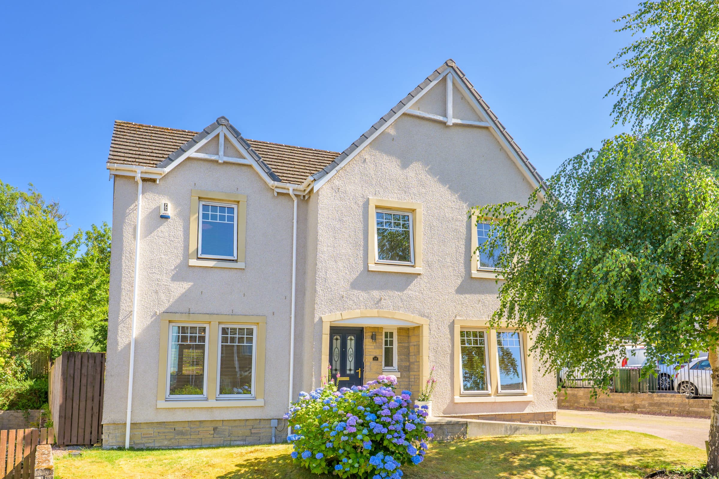 4 Bedroom Detached Villa – 17 Brandywell Road, Abernethy, PH2 9GY