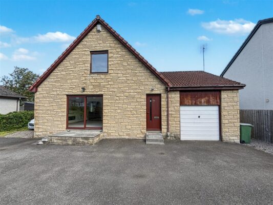 Crieff Road, Perth