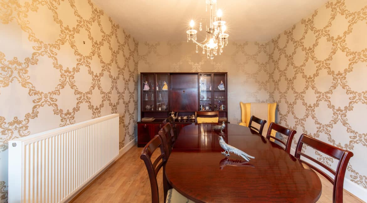 Strelitz Farmhouse Burrelton-26