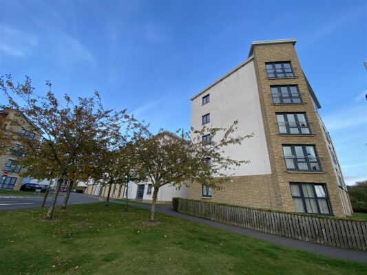 Vasart Court, Perth