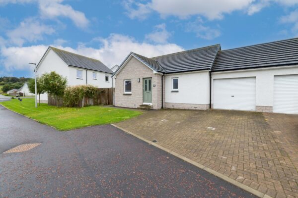Eden Crescent, Glenfarg, Perth
