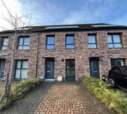 Capercaillie Drive, Perth