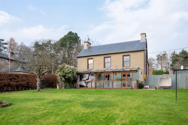 Highfield Road, Scone, Perth