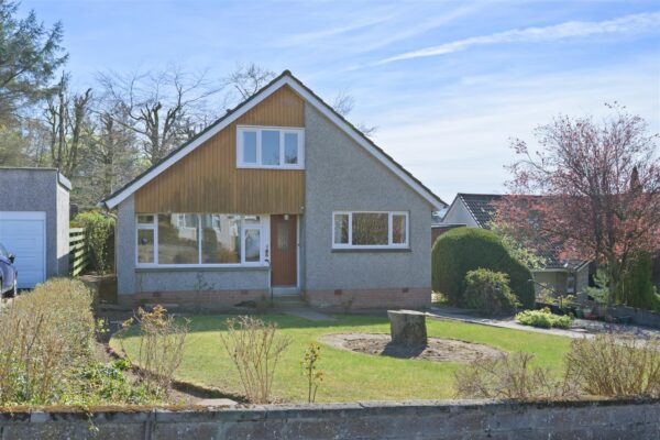 Corsie Avenue, Perth