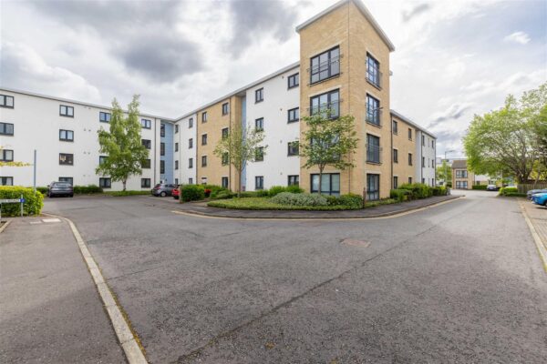 Monart Road, Perth