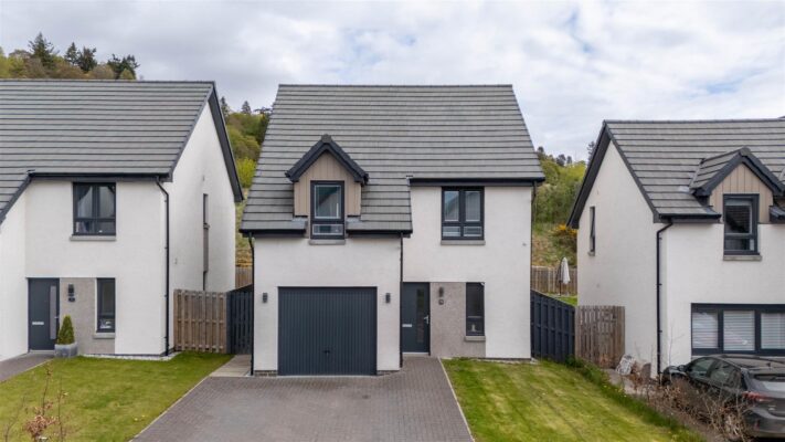 Douglas Davidson Drive, Blairgowrie