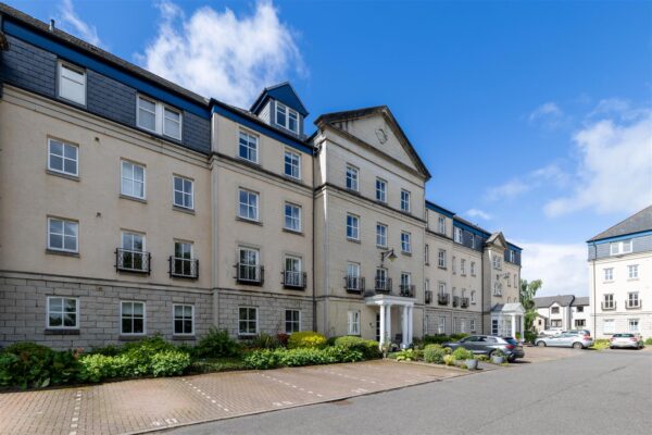 South Inch Court, Perth
