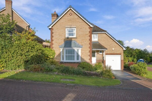 Cornhill Way, Perth
