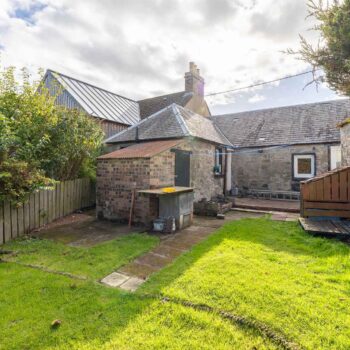 Clarendon Terrace Balbeggie-32.jpg