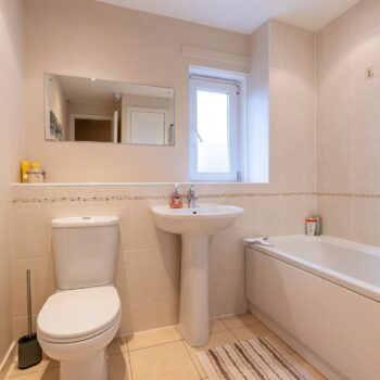 134, Potterhill Gardens Perth-1.jpg
